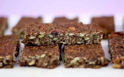 HOW TO MAKE GRANOLA BARS LOW IN SUGAR