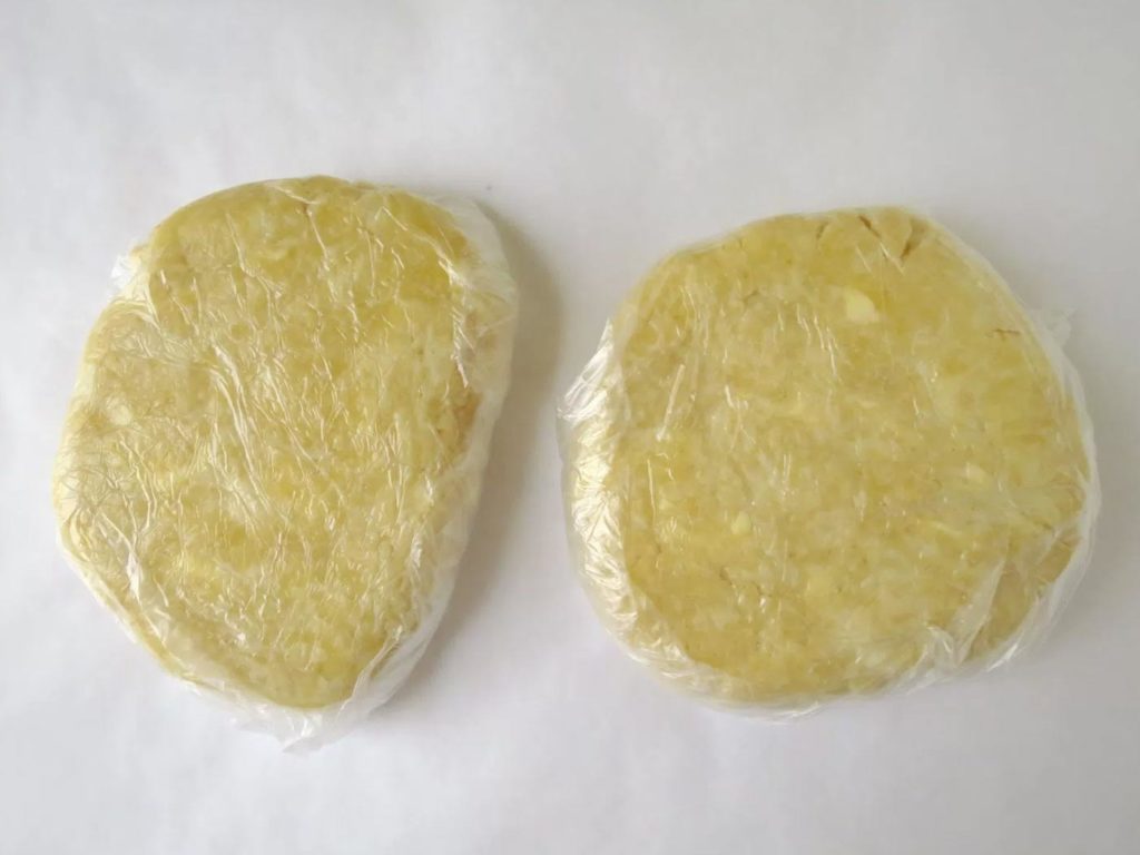 HOW TO MAKE QUICK AND EASY PASTRY DOUGH - What Sarah Bakes