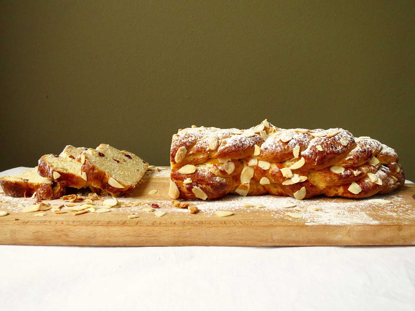 Christmas Bread Braid Plait Recipe - Cranberry And Rosemary Christmas Wreath Bake With Jack ...