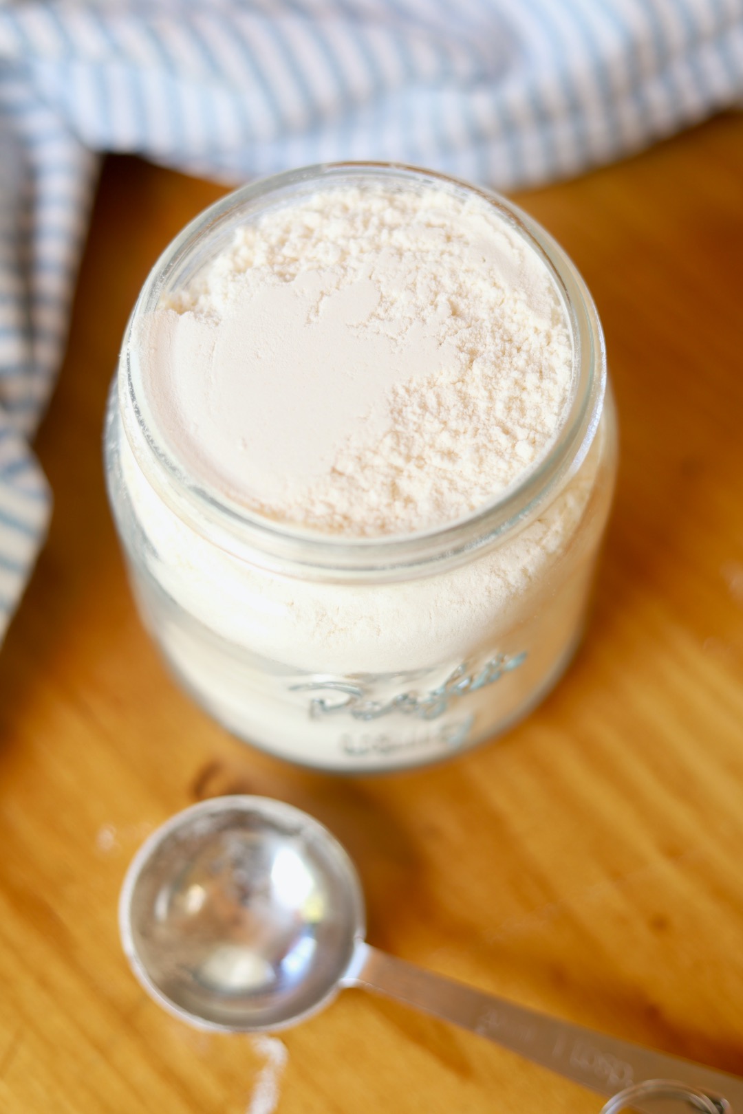 cake flour in a jar