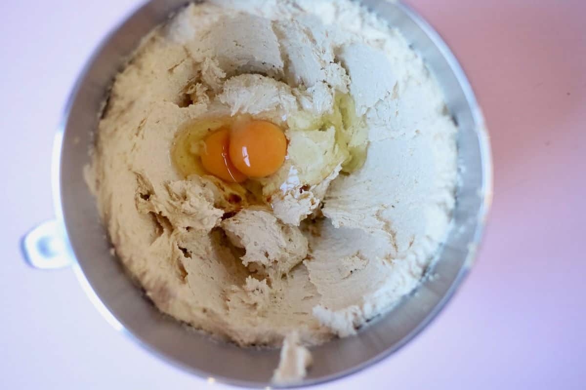 Creamed butter and sugar with the eggs and vanilla added.